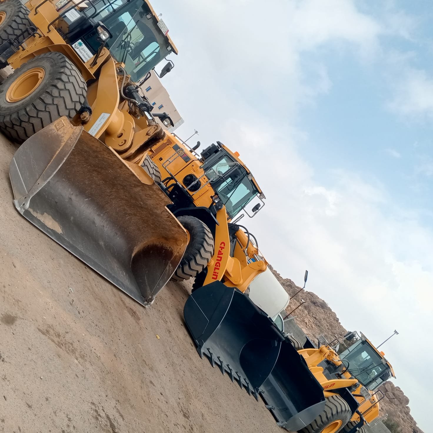 لوادر CHANGLIN الميدانية في ساحة العمل